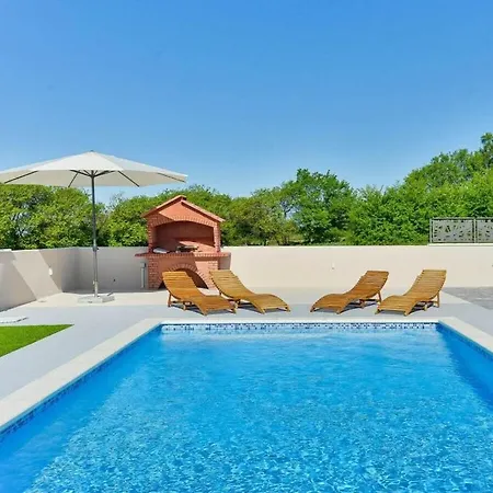 Holiday House Casia With Pool 펜션 Murvica (Policnik)