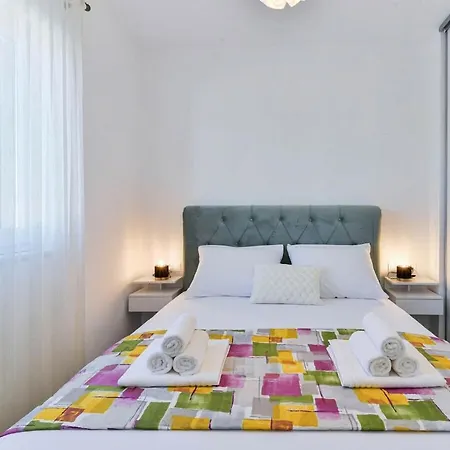 펜션 Holiday House Casia With Pool *